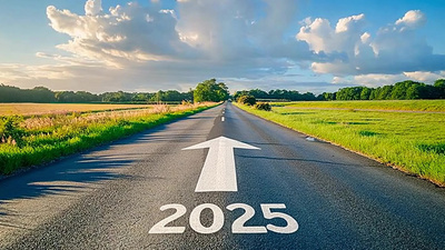 迈向未来，2025，路在脚下！