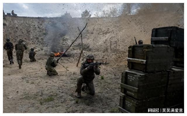 乌兵战壕外透气遭遇突袭，战争中的意外与挑战