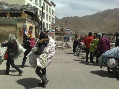 青海玉树州地震频发，连发两次地震的紧急应对与反思